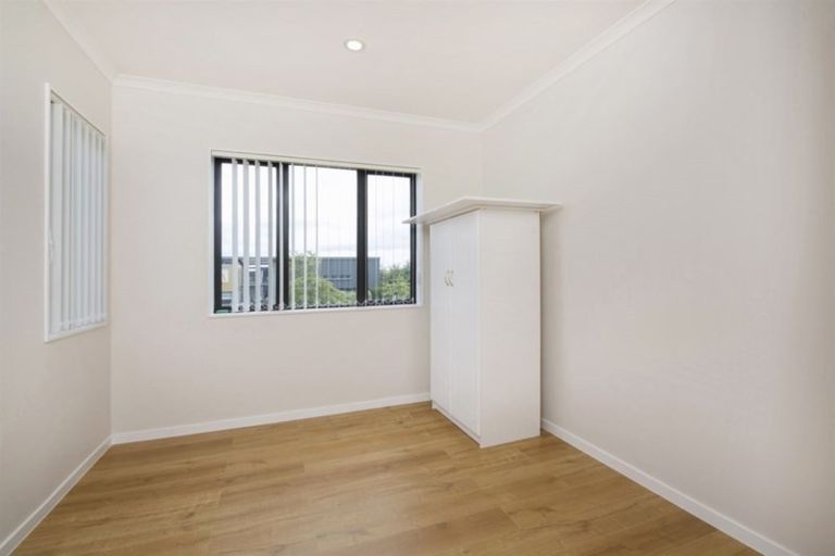 Photo of property in 6 Erica Road, Flat Bush, Auckland, 2016