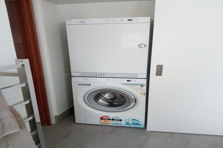 Photo of property in 38 Riverview Street, Beckenham, Christchurch, 8023