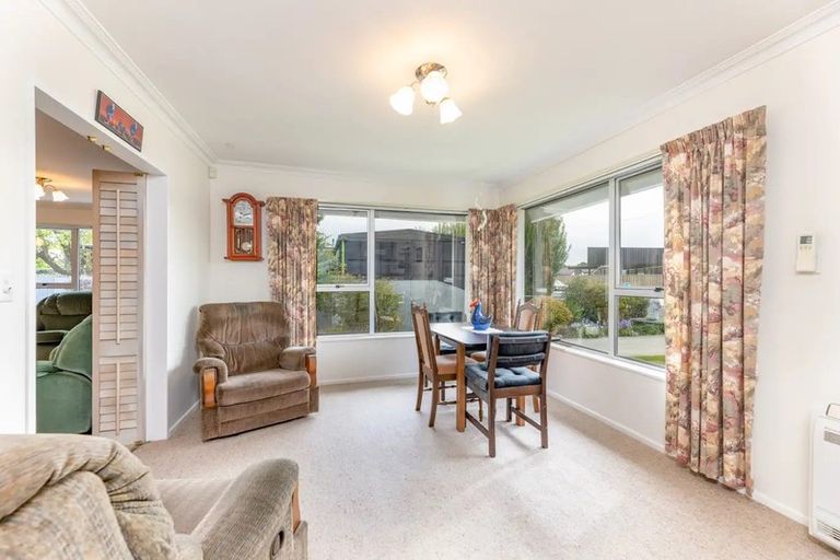 Photo of property in 22 Kennedys Bush Road, Halswell, Christchurch, 8025
