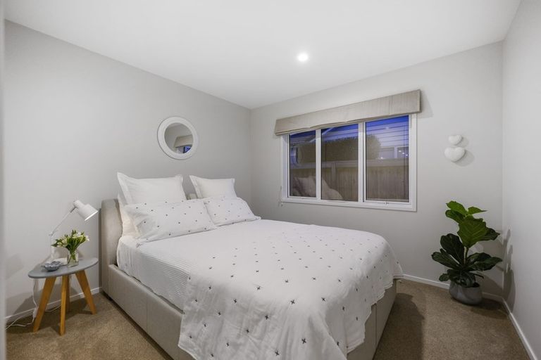 Photo of property in 37 Pohutukawa Parade, Riverhead, 0820