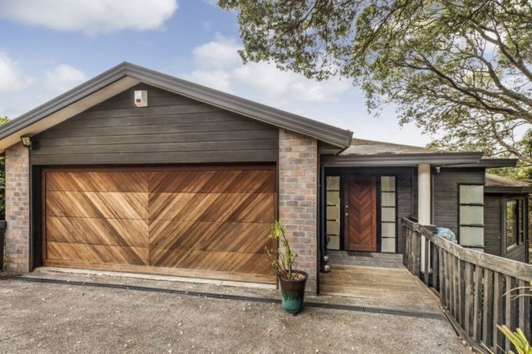 Photo of property in 29 Speedy Crescent, Hillcrest, Auckland, 0627