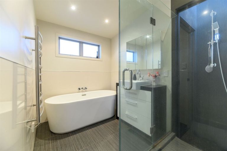 Photo of property in 140a Solar Road, Glen Eden, Auckland, 0602