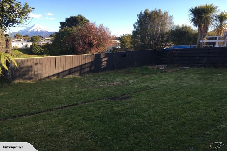 Photo of property in 34 Trelawney Crescent, Westown, New Plymouth, 4310