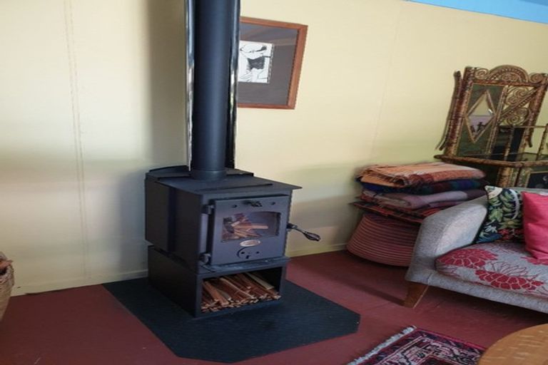 Photo of property in 35 Davis Street, Reefton, 7830