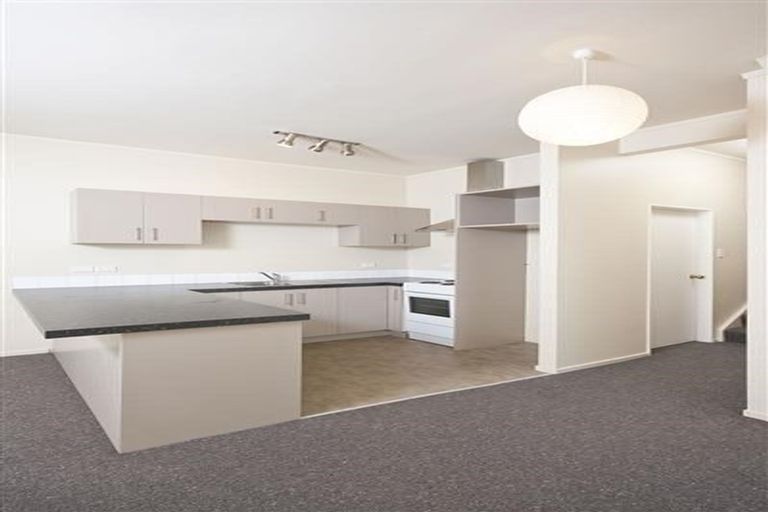 Photo of property in 3 Alameda Terrace, Aro Valley, Wellington, 6021