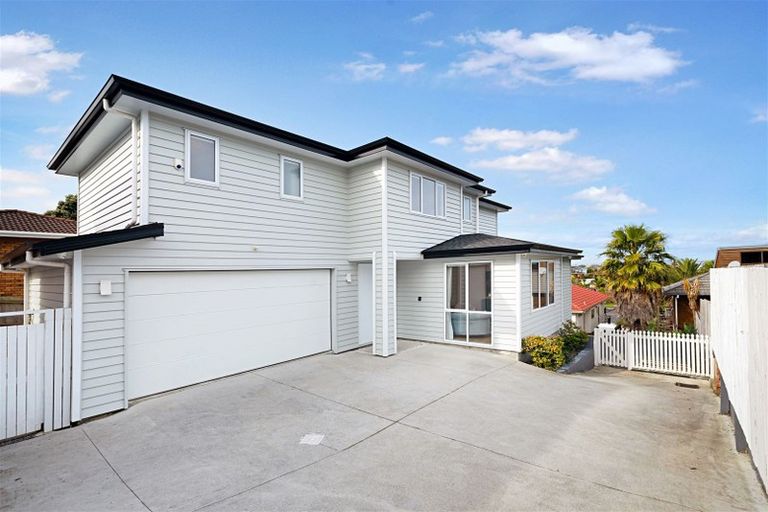 Photo of property in 245 Hobsonville Road, Hobsonville, Auckland, 0618