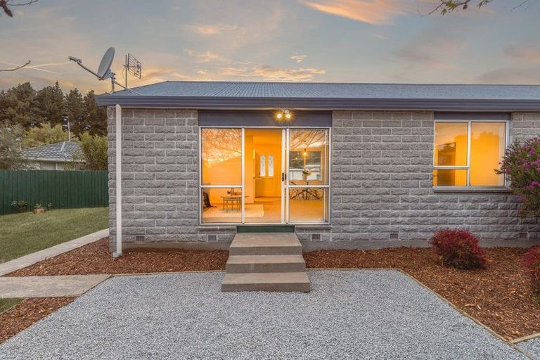 Photo of property in 27 Mecca Place, Linwood, Christchurch, 8062