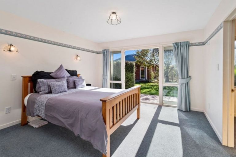Photo of property in 5 Hilton Drive, Amberley, 7410
