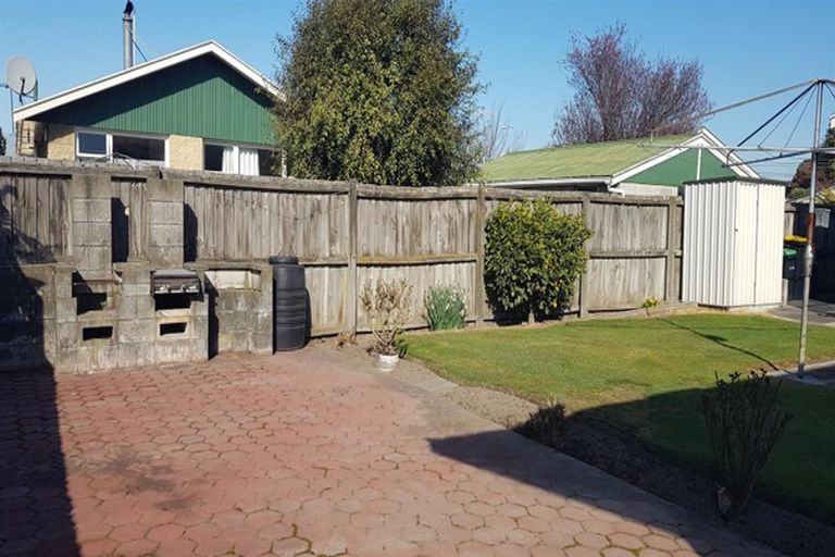 Photo of property in 12 Parker Street, Hornby, Christchurch, 8042