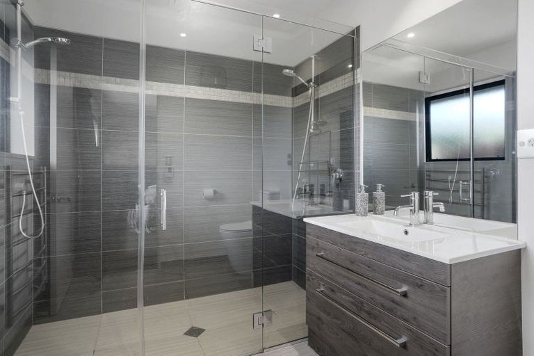 Photo of property in 22 Merrilees Place, Linwood, Christchurch, 8062