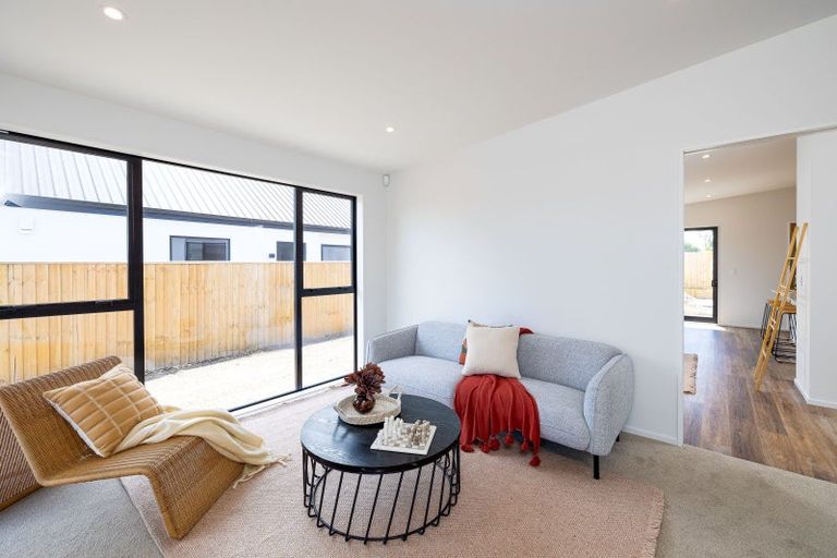 Photo of property in 5 Pipipi Lane, Halswell, Christchurch, 8025