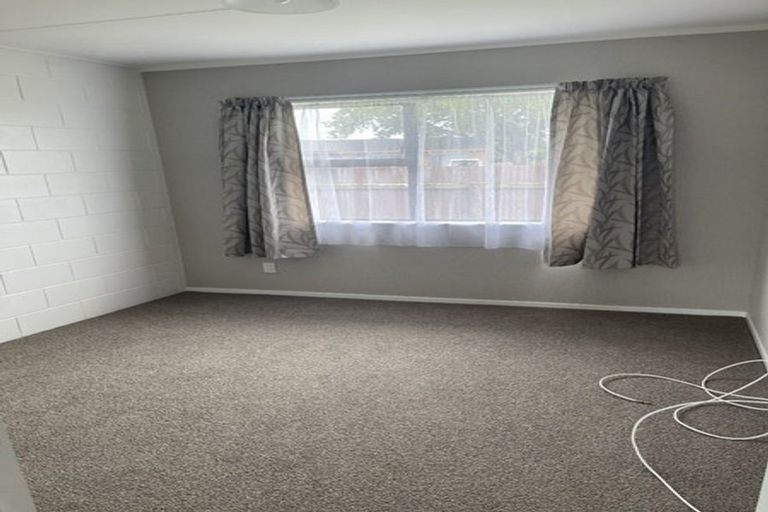 Photo of property in 72 Hokio Beach Road, Levin, 5510