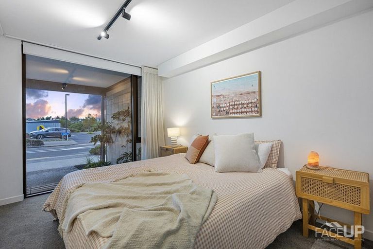 Photo of property in 21 Nugget Avenue, Hobsonville, Auckland, 0616