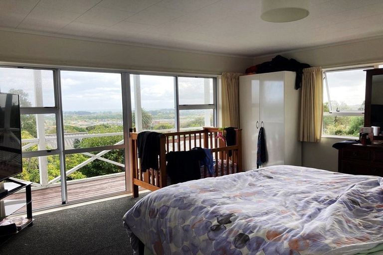 Photo of property in 16 Kotare Street, Waikanae, 5036