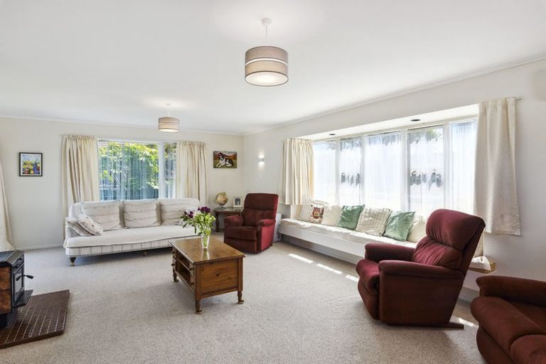 Photo of property in 20 Rimu Street, Waikanae, 5036