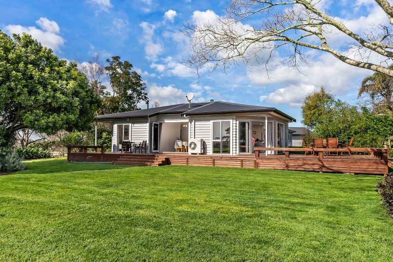 Photo of property in 63 Whatapaka Road, Karaka, Papakura, 2580