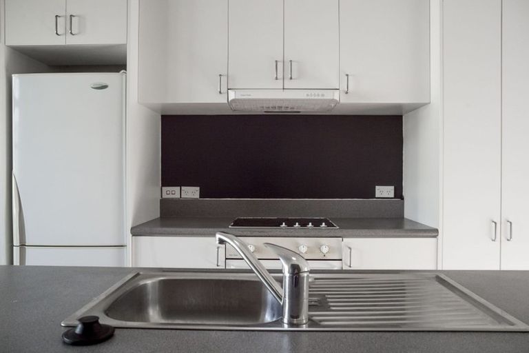 Photo of property in Pirie Street Townhouses, 18/35u Pirie Street, Mount Victoria, Wellington, 6011