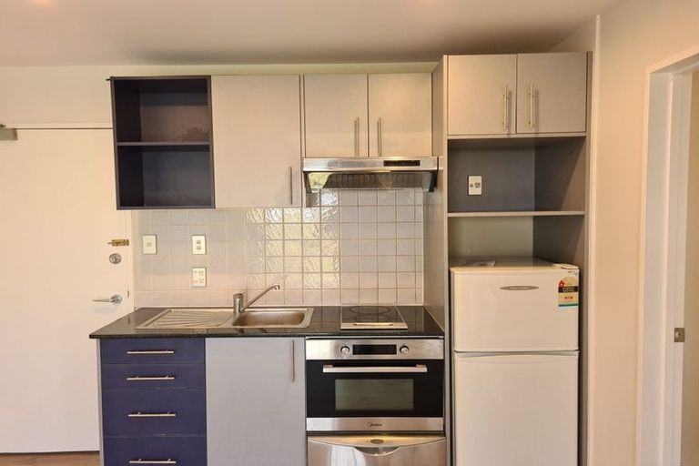 Photo of property in 4f/17 Crown Lynn Place, New Lynn, Auckland, 0600
