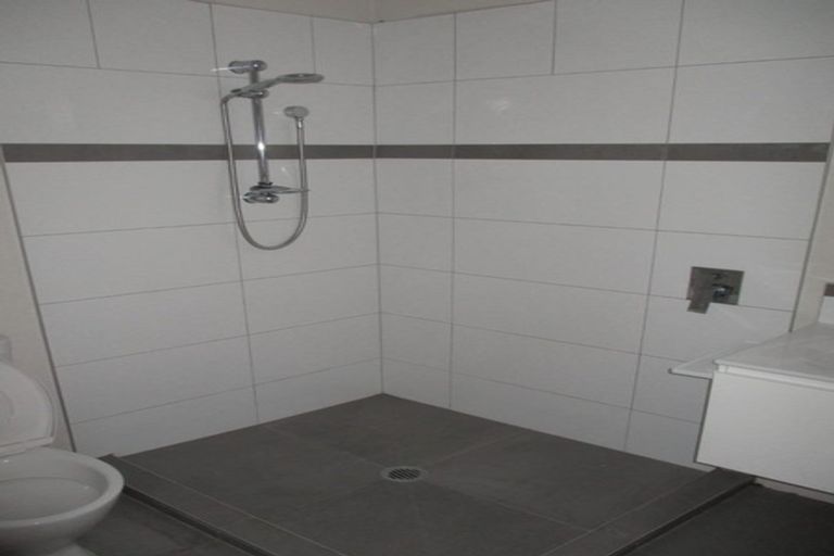 Photo of property in 42 Durham Street, Levin, 5510