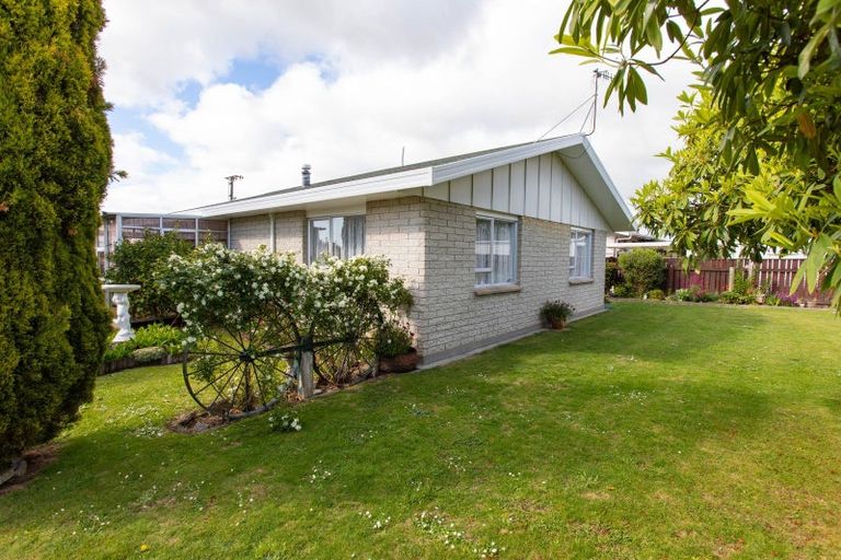 Photo of property in 2a Hunter Street, Dannevirke, 4930