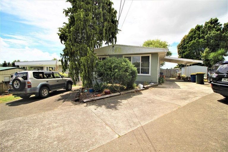 Photo of property in 88 Rosier Road, Glen Eden, Auckland, 0602