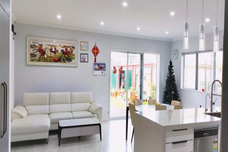 Photo of property in 55 Donegal Park Drive, Flat Bush, Auckland, 2019