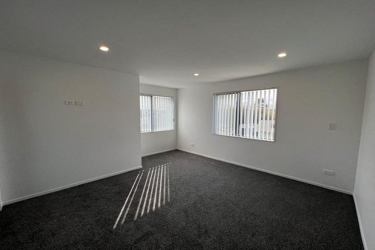 Photo of property in 20a Brentford Place, Manurewa, Auckland, 2102