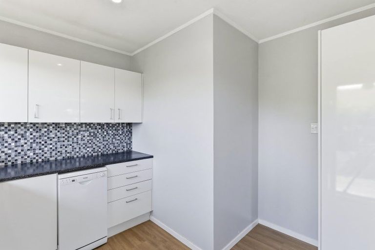 Photo of property in 71b Raumati Road, Raumati Beach, Paraparaumu, 5032