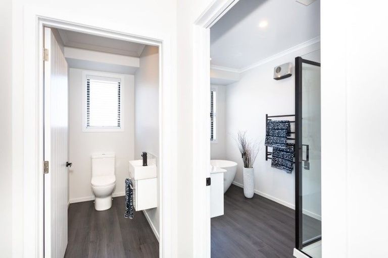 Photo of property in 2 Reuben Avenue, Rolleston, 7615