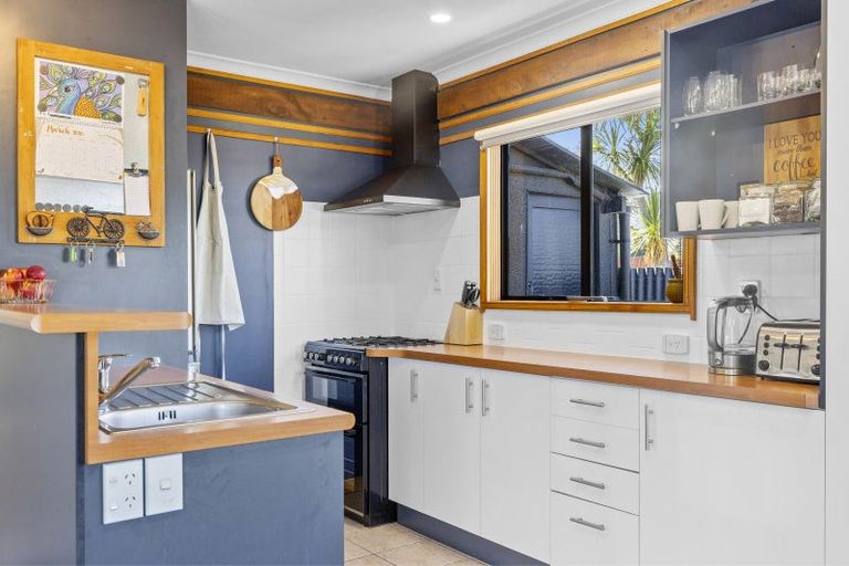 Photo of property in 24 Kiddle Drive, Hilltop, Taupo, 3330