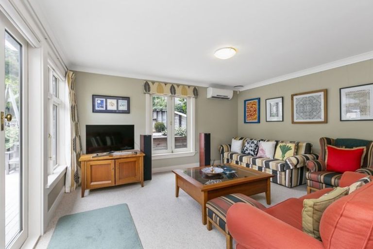 Photo of property in 48 Chamberlain Road, Karori, Wellington, 6012