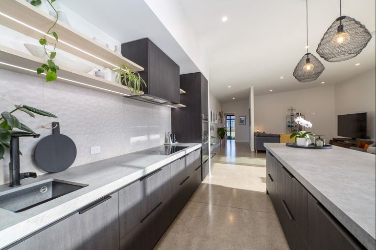 Photo of property in 1 Matai Grove, Greytown, 5712
