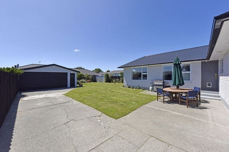 Photo of property in 22 Skerten Avenue, Hornby, Christchurch, 8042