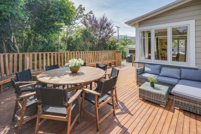 Photo of property in 11 Maitland Avenue, Stoke, Nelson, 7011