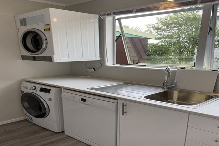 Photo of property in 12a Harland Street, Brooklyn, Wellington, 6021