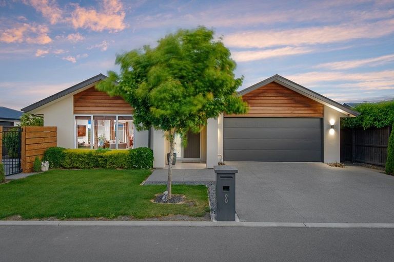 Photo of property in 8 Overton Place, Prebbleton, 7604