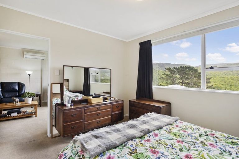 Photo of property in 10f1 Camrose Grove, Kingston, Wellington, 6021