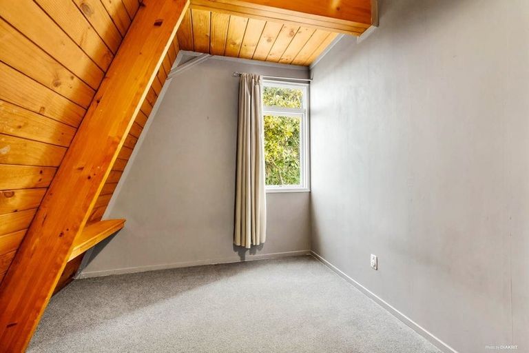 Photo of property in 1 Realm Place, Massey, Auckland, 0614