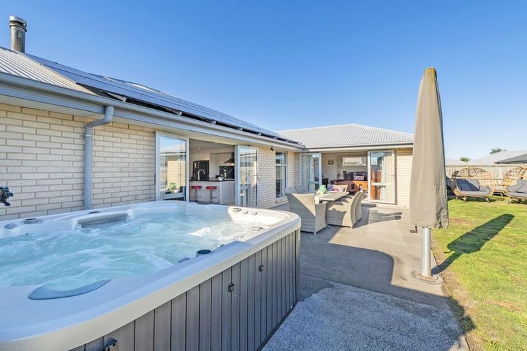 Photo of property in 42 Chervier Street, Leeston, 7632