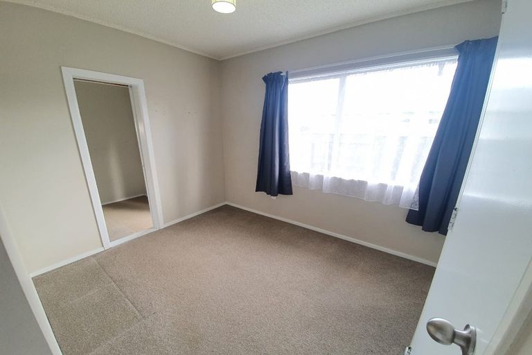 Photo of property in 9 Hilton Grove, Kelvin Grove, Palmerston North, 4414