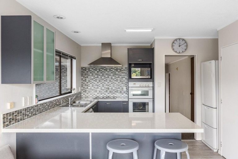 Photo of property in 11 Picketboat Lane, Whitby, Porirua, 5024