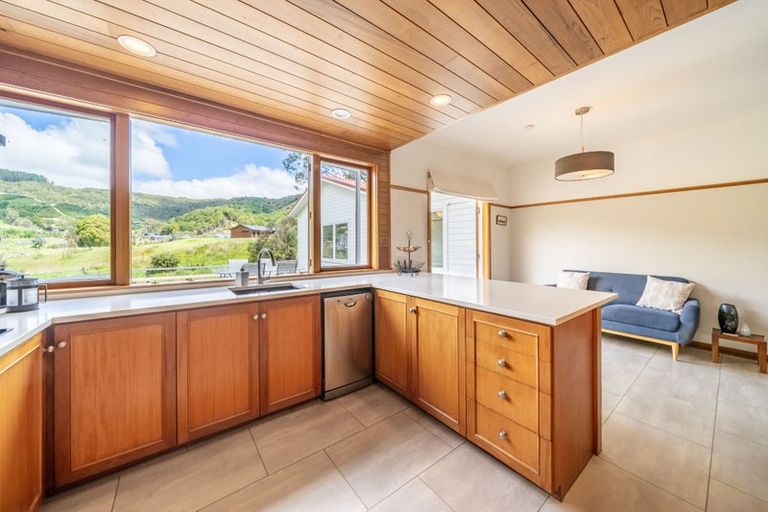 Photo of property in 423 Katherine Mansfield Drive, Blue Mountains, Upper Hutt, 5371