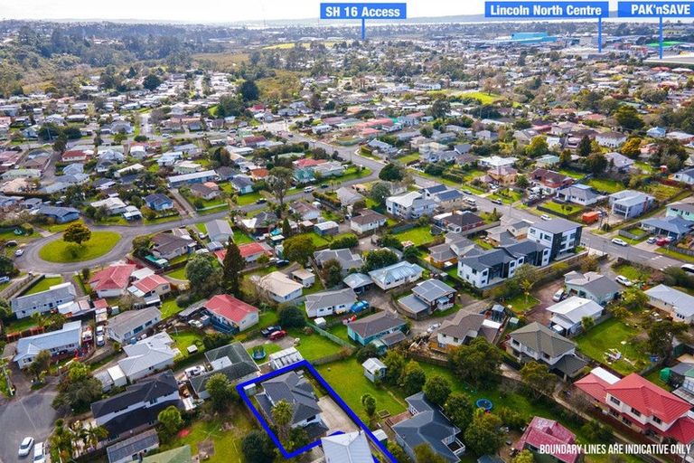 Photo of property in 9a Harrington Road, Henderson, Auckland, 0610