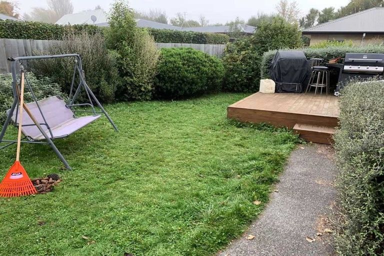 Photo of property in 66 Staveley Street, Avonhead, Christchurch, 8042