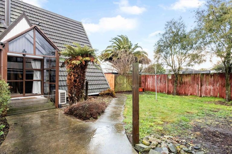 Photo of property in 97b Johns Road, Northwood, Christchurch, 8051