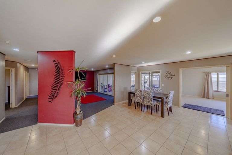 Photo of property in 9a Montgomery Street, Waipukurau, 4200