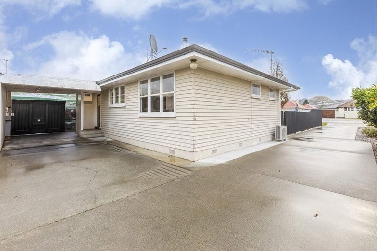 Photo of property in 1/182 Gloucester Street, Taradale, Napier, 4112
