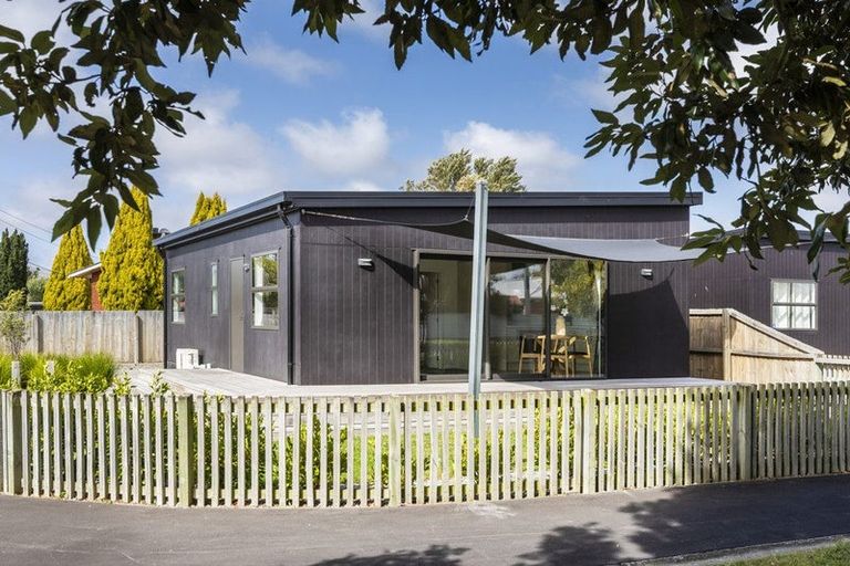 Photo of property in 2 Kearneys Road, Linwood, Christchurch, 8062