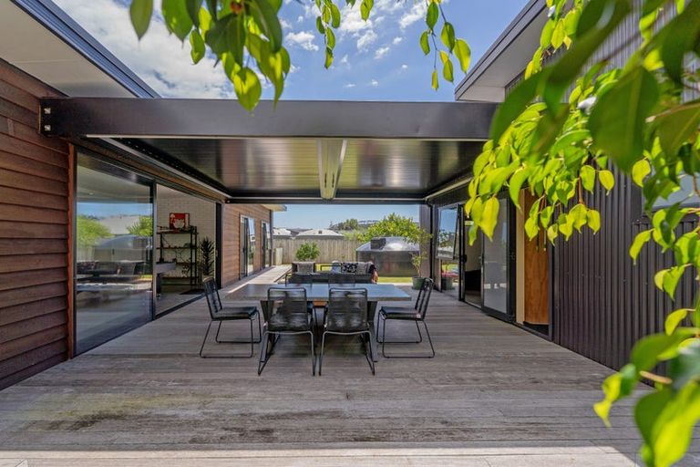 Photo of property in 31 Longreach Drive, Cooks Beach, Whitianga, 3591