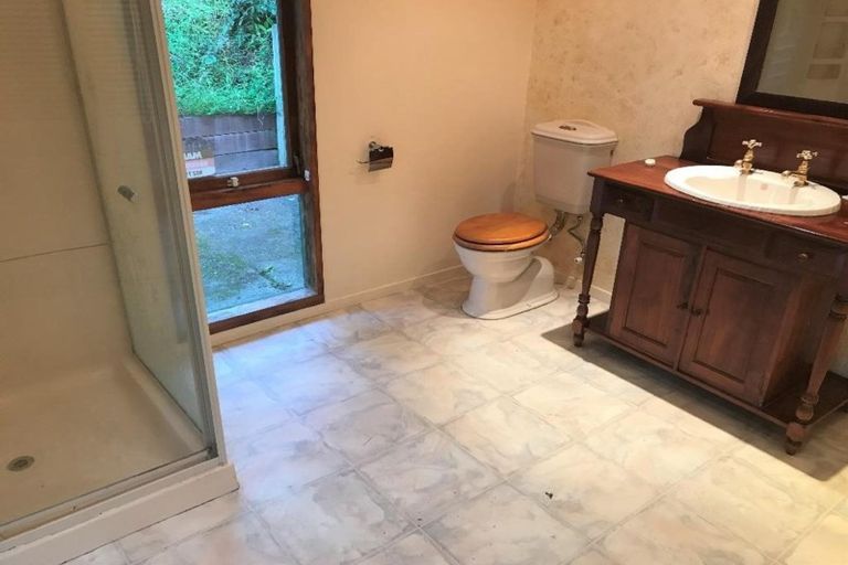 Photo of property in 61 Kotare Street, Waikanae, 5036